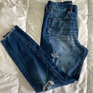 American Eagle Curvy Hi-Rise Ripped Jegging Sz 8